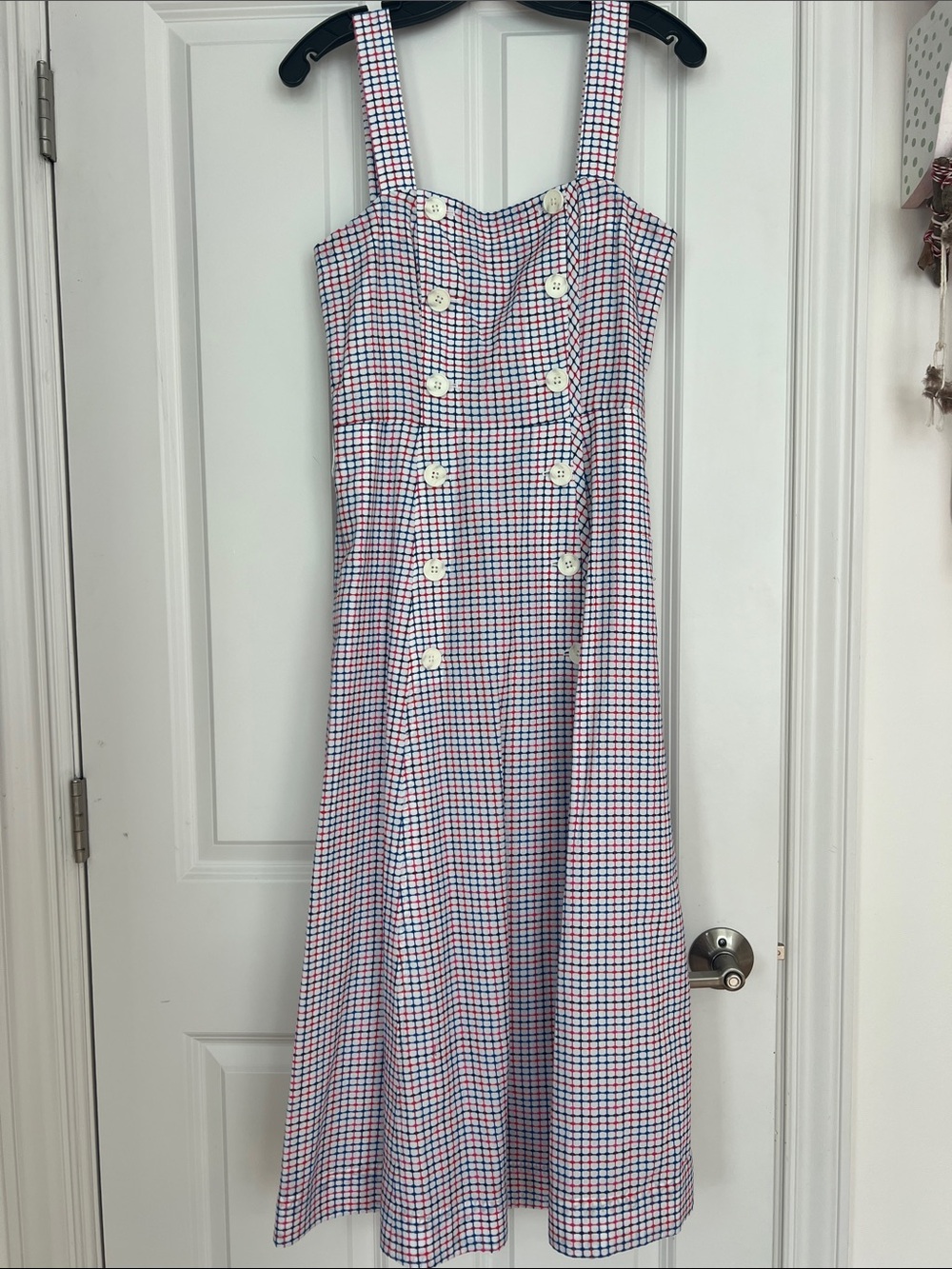 Draper James Lined Maxi Dress, pockets, tie belt. Pink red navy blue stitching.